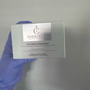 Soft-Refine Peeling Gel - White
